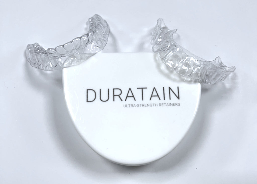 LOOKING FOR A CLEAR ORTHODONTIC RETAINER? HERE IT IS